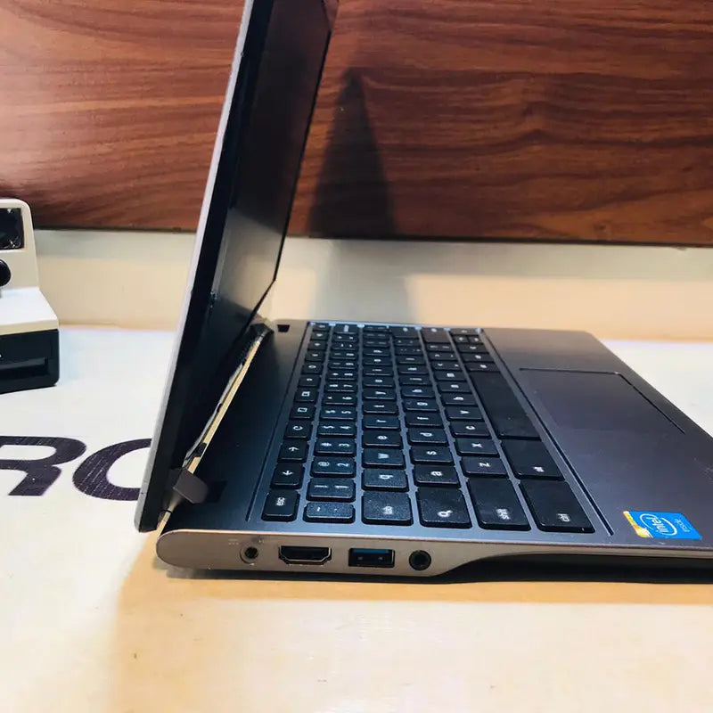 Acer 5th Generation Laptop 4GB Ram 128 GB SSD Windows 10
